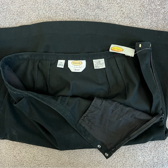 NET Talbots Corduroy A-Line Size 14P - Picture 4 of 7